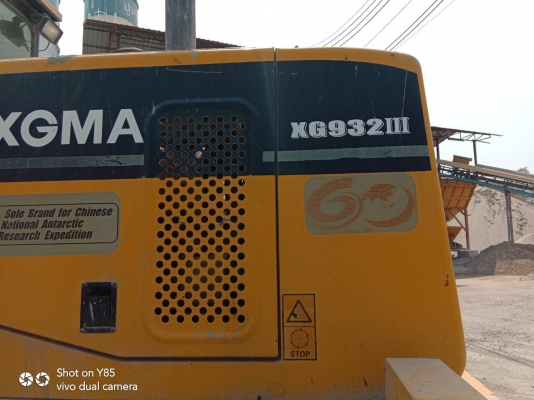 ขาย 590,000 รถตักล้อยาง 3 คิว XGMA XG932 ซีรี่ 3 เล่มทะเบียน  ทำงาน 9,000 ชม. เครื่องดี เกียร์แรง เอวแน่น ยางสวย หัวเก๋ง เล่มทะเบียน รถสวยพร้อมใช้งาน รถอยู่ ขอนแก่น 090-772-3710 090-772-3708