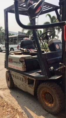 รถฟอร์ดลิฟKomatsu FD10T รุ้น11เครื่องisuzu 4FE1 เกียร์ธรรมดา เสา3ม.