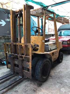 รถฟอร์คลิฟToyota 3FD25T เครื่องดีเซล 1Jเกียร์ธรรมดา เสา3ม. พร้อมใช้