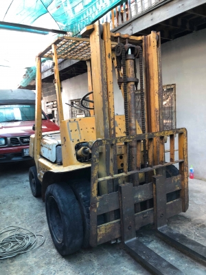 รถฟอร์คลิฟToyota 3FD25T เครื่องดีเซล 1Jเกียร์ธรรมดา เสา3ม. พร้อมใช้