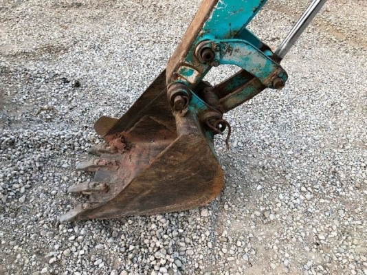 ขาย 175,000 บาท KOMATSU PC20 -7 แท๊กยาง เครืองดี ปั้มแรง. สภาพพร้อมใช้  อยู่ นครปฐม