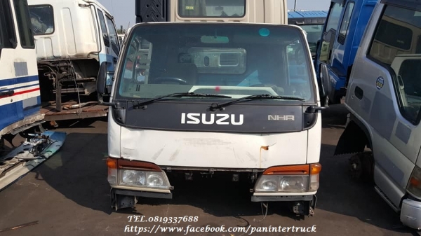FROM JAPANขายถูกด่วนๆหัวเก๋งรถบรรทุก4 ล้อใหญ่ ,6 ล้อเล็ก /  CABIN ISUZU รุ่น: NKR , NHR , MHR69E