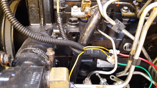 ขายเก่านอก รถตักหน้าขุดหลัง JCB 3CX ราคา 630,000 บาท ต่อรอง เก่านอกสภาพดี ใบอินวอย 084-5424150