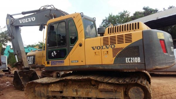 ขาย แม็คโคร VOLVO EC210B