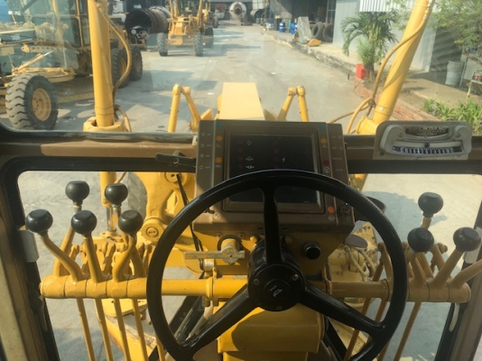 รถเกรด Cat140G-72V สวยๆๆๆ พร้อมสแกนริฟาย 6700 ชม.รถนอกแท้ ราคาเพียง 2.95 เท่านั้น