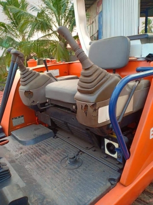 ขายจ้า..AIRMAN. AX30-2 เก่านอกแท้  ปั๊มดี เครื่องสวย  แทรคเหล็ก พร้อมใช้  ลองระบบกันได้ทุกวัน โทร 089-3818694 จ๊อย