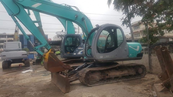 ขายจ้า..KOBELCO SK120-3 มาร์คไฟว์  ซุปเปอร์  เก่านอกแท้  เดิมๆๆ เครื่องปั๊มดี  มีลายแย๊ก ใช้งานมาน้อย โทร 089-3818694 จ๊อย