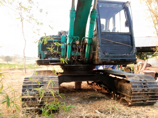 ขายรถแมคโค kobelco sk120 พร้อมแทนเลอร์10 ล้อ