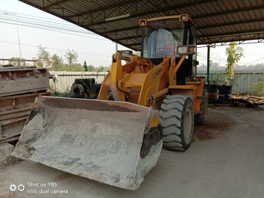 ขาย 490,000 รถตักล้อยาง 2 คิว XGMA XG 918 ปี 2013 เครื่องดี เกียร์แรง เอวแน่น ยางสวย หัวเก๋ง เล่มทะเบียน ซื้อใหม่ป้ายแดง รถสวยพร้อมใช้งาน รถอยู่ ขอนแก่น 090-772-3710 090-772-3708