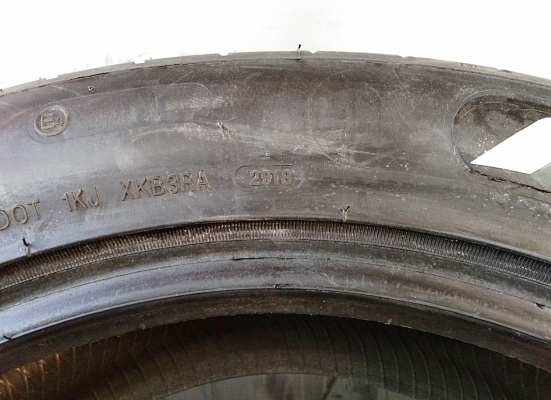 HERO R111 255/45R18 ยางซิ่งขอบขาว ราคาพิเศษ