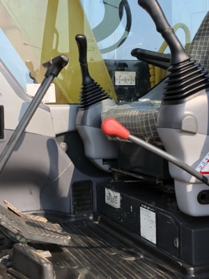 ขายรถขุด KOMATSU PC128US-2E1 (เทียบเท่ารุ่น 7) มีลายหัวกระแทก นำเข้าเองจากญี่ปุ่น สภาพสวยพร้อมใช้ มีVDOครับ