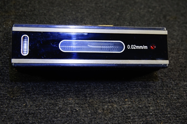 ระดับน้ำตั้งเครื่องจักร ยาว150มม