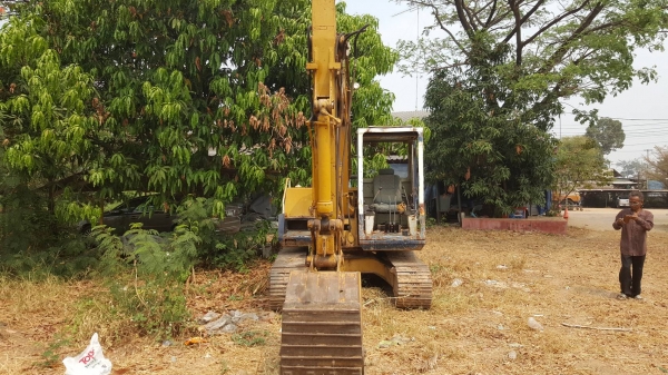 ขาย แบคโฮ KOMATSU PC60-5 เครื่อง 4BE1 ปั้มเดิม ช่วงล่างดี รถใช้งานได้ปกติ เอกสารใบซื้อขาย