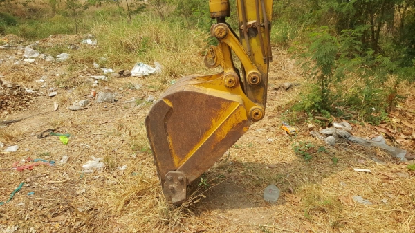 ขาย แบคโฮ KOMATSU PC60-5 เครื่อง 4BE1 ปั้มเดิม ช่วงล่างดี รถใช้งานได้ปกติ เอกสารใบซื้อขาย