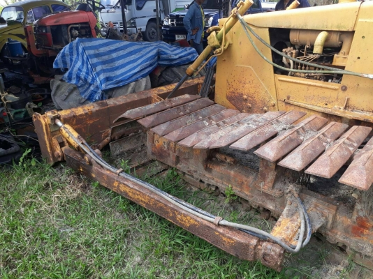 ขายรถแทรคเตอร์ KOMATSU D20PLL-6 ราคา 280000