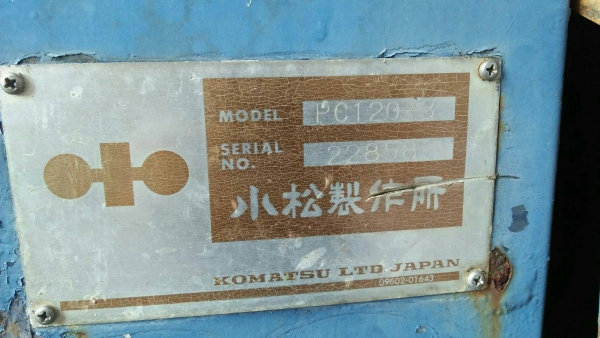มี VDO ให้ชม.KOMATSU PC120-3 ราคา 420000