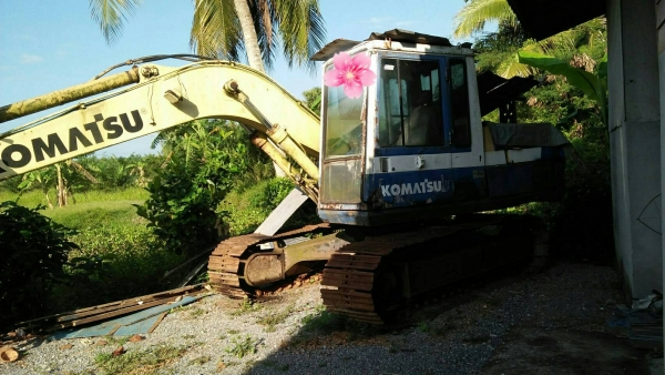 มี VDO ให้ชม.KOMATSU PC120-3 ราคา 420000 มี VDO ให้ชม.KOMATSU PC120-3 ราคา 420000
