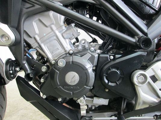 (โอนฟรี) ขาย Honda CB 150 R ไมล์แท้ 3583 กม ปี 2018 สภาพสวยเดิมๆ เครื่องหัวฉีดประหยัดน้ำมัน