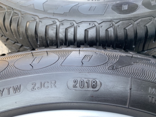 ล้อแม็ก Honda New JAZZ ขอบ 15 พร้อมยางป้ายแดง 175-65-15 GoodYear ปี 18 ดอกยางหนาปึก