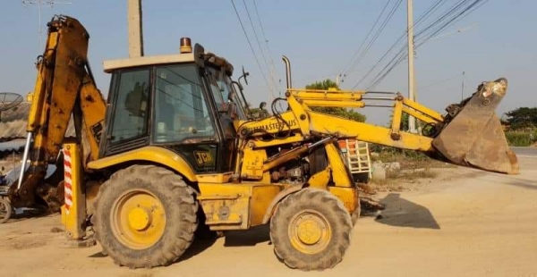JCBตักหน้าขุดหลังขายถูก375,000บาทขับ4ล้อรขนาดใหญ่8ตันตัก2.5คิวยกสูง3เมตรเกียร์ทอร์คเครื่องดีเซล4สูบปั้มแรงรถเพื่งนำเข้ามาการันตีใช้ดีจริงๆราคาถูกสนใจโทร081-989-1989หรั่งครับ