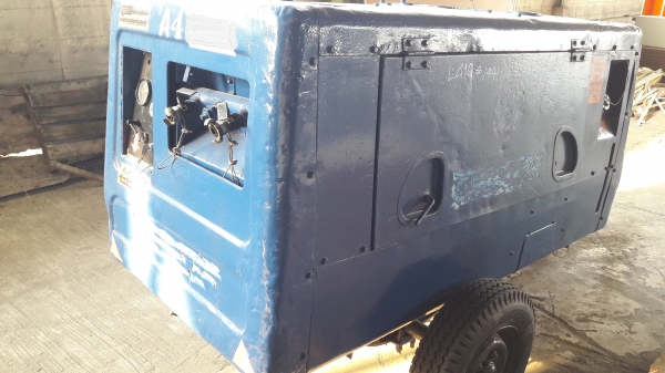 ขายเครื่องปั๊มลม แบบลากจูง Airman PDS175S # ขนาด 7 บาร์ 175cfm เครื่อง ISUZU C240 สภาพดี  พร้อมใช้  110000 บาท  โทร084-5424150 line id : rapinzat