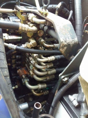 ขายจ้า..KOMATSU PC40MR-1เก่านอกแท้  เดิมๆๆ  3,xxx ชั่วโมง พร้อมใช้ โทร 089-3818694 จ๊อย