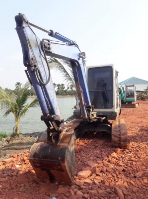 ขายจ้า..MITSUBISHI MN45B เก่าในสภาพดี เดิมๆๆเครื่องปั๊มดีเครื่องปั๊มดี แอร์เย็น 6,xxx ชั่วโมง โทร 089-3818694 จ๊อย