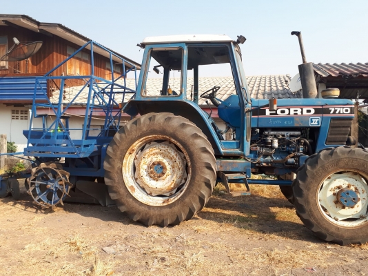 ฟอร์ด7710 4wd ฟอร์ด7710 4wd