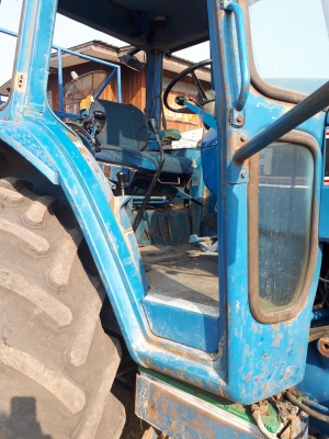 ฟอร์ด7710 4wd ฟอร์ด7710 4wd