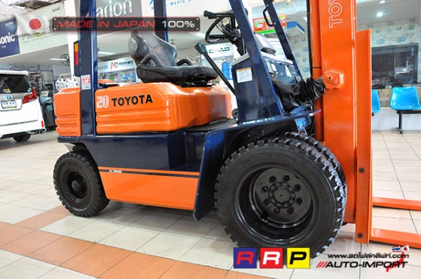 ขายรถโฟล์คลิฟท์มือสอง TOYOTA รุ่น 5FGL20-40325 นำเข้าจากประเทศญี่ปุ่น 100\% ไม่เคยใช้งานในไทย