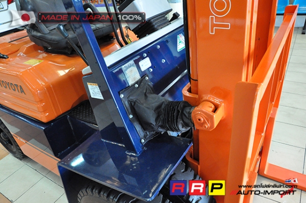 ขายรถโฟล์คลิฟท์มือสอง TOYOTA รุ่น 5FGL20-40325 นำเข้าจากประเทศญี่ปุ่น 100\% ไม่เคยใช้งานในไทย