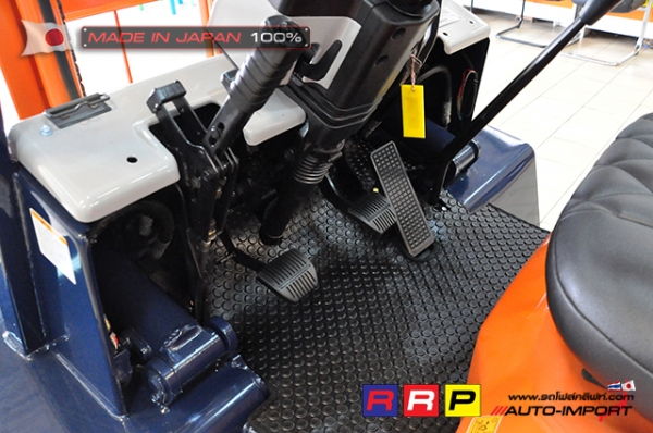 ขายรถโฟล์คลิฟท์มือสอง TOYOTA รุ่น 5FGL20-40325 นำเข้าจากประเทศญี่ปุ่น 100\% ไม่เคยใช้งานในไทย