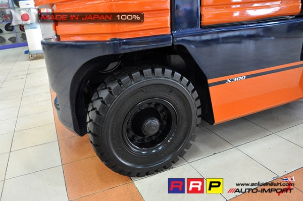 ขายรถโฟล์คลิฟท์มือสอง TOYOTA รุ่น 5FGL20-40325 นำเข้าจากประเทศญี่ปุ่น 100\% ไม่เคยใช้งานในไทย