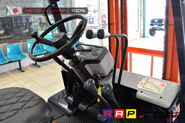 ขายรถโฟล์คลิฟท์มือสอง TOYOTA รุ่น 5FGL20-40325 นำเข้าจากประเทศญี่ปุ่น 100\% ไม่เคยใช้งานในไทย