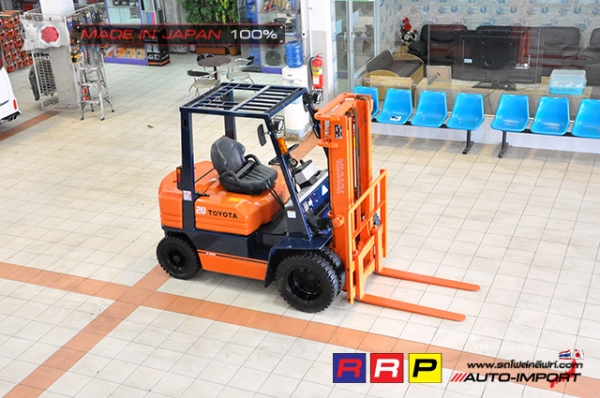 ขายรถโฟล์คลิฟท์มือสอง TOYOTA รุ่น 5FGL20-40325 นำเข้าจากประเทศญี่ปุ่น 100\% ไม่เคยใช้งานในไทย