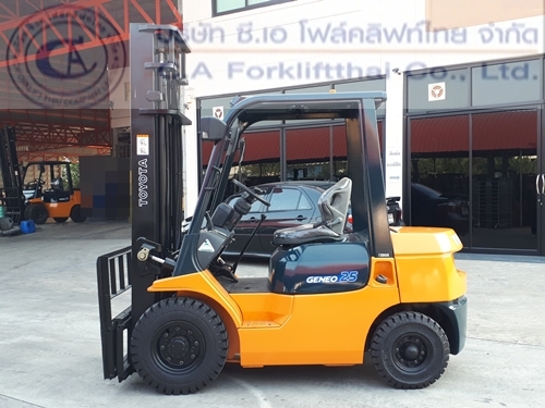 ขาย รถโฟล์คลิฟท์ TOYOTA รุ่น 7-FD25