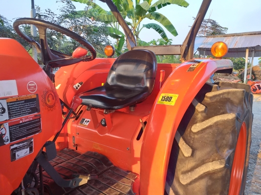 ขายคูโบต้าL4708พร้อมผานพรวนตราช้างราคา390,000ต่อรองได้นะค่ะ