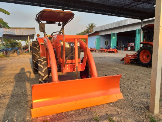 ขายคูโบต้าL4708พร้อมผานพรวนตราช้างราคา390,000ต่อรองได้นะค่ะ