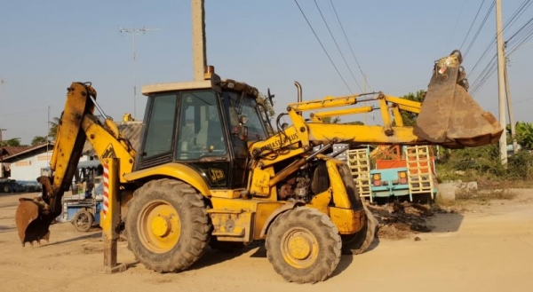 ขายด่วน375,000บาทรถตักJCBตักหน้าขุดหลังขับ4ล้อรขนาดใหญ่8ตันตัก2.5คิวยกสูง3เมตรเกียร์ทอร์คเครื่องดีเซล4สูบปั้มแรงรถเพื่งนำเข้ามาเ ขายด่วน375,000บาทรถตักJCBตักหน้าขุดหลังขับ4ล้อรขนาดใหญ่8ตันตัก2.5คิวยกสูง3เมตรเกียร์ทอร์คเครื่องดีเซล4สูบปั้มแรงรถเพื่งนำเข้ามาเ