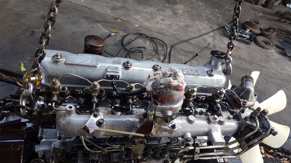 ขายเครื่องยนต์อีซุซุ jcm 165แรง