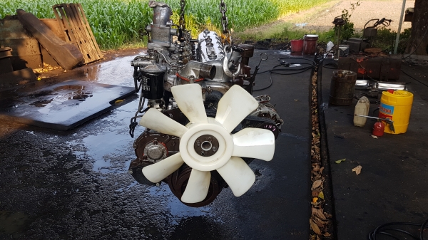 ขายเครื่องยนต์อีซุซุ jcm 165แรง