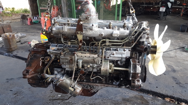 ขายเครื่องยนต์อีซุซุ jcm 165แรง