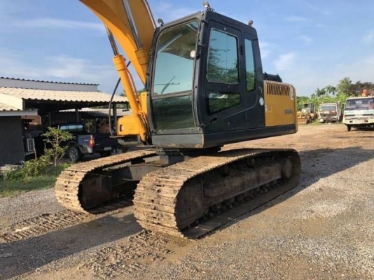 ขาย 1,050,000 บาท HYUNDAI  ROBEX 160-7 ทำงาน 3,990 ชม. เครื่องดี ปั้มแรง โช่หนา เอวแน่น ช่วงเต็ม สภาพ 3,990 ชม ไฟฟ้าครบ แอร์มี เอกสารเล่มทะเบียน  รถอยู่  นครปฐม โทร 0610710295  สนใจ รายการสินค้า อื่นๆ ที่ เว็ปไชค์ Truck2Hand https://www.truck2hand.com/ind