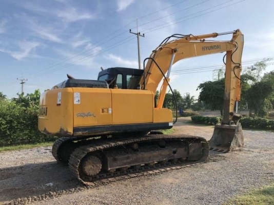 ขาย 1,050,000 บาท HYUNDAI  ROBEX 160-7 ทำงาน 3,990 ชม. เครื่องดี ปั้มแรง โช่หนา เอวแน่น ช่วงเต็ม สภาพ 3,990 ชม ไฟฟ้าครบ แอร์มี เอกสารเล่มทะเบียน  รถอยู่  นครปฐม โทร 0610710295  สนใจ รายการสินค้า อื่นๆ ที่ เว็ปไชค์ Truck2Hand https://www.truck2hand.com/ind