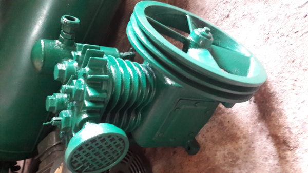 ขาย !! หัวปั้มลม.Fuji.ขนาด2แรง2สูบ ขาย !! หัวปั้มลม.Fuji.ขนาด2แรง2สูบ