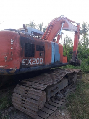 ขายรถแบคโฮ HITACHI EX200-2 เอกสารชุดจดทะเบียน ระบบไฟแมกปั๊ม ราคา 480000