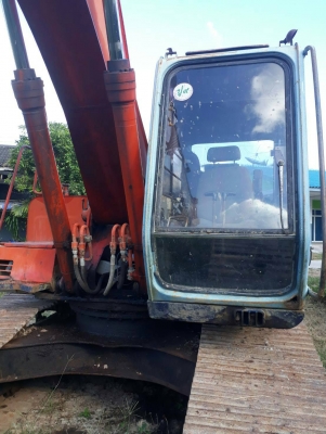 ขายรถแบคโฮ HITACHI EX200-2 เอกสารชุดจดทะเบียน ระบบไฟแมกปั๊ม ราคา 480000