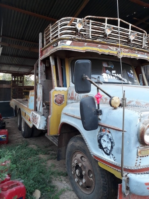 ขายรถเทเลอร์หัวยาว 200,000 บาท ด่วน  โทร 086-8090076