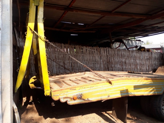 ขายรถเทเลอร์หัวยาว 200,000 บาท ด่วน  โทร 086-8090076