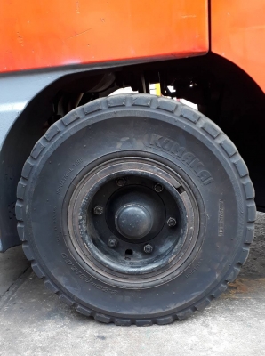 รถโฟล์คลิฟท์ 3.5 ตัน TOYOTA